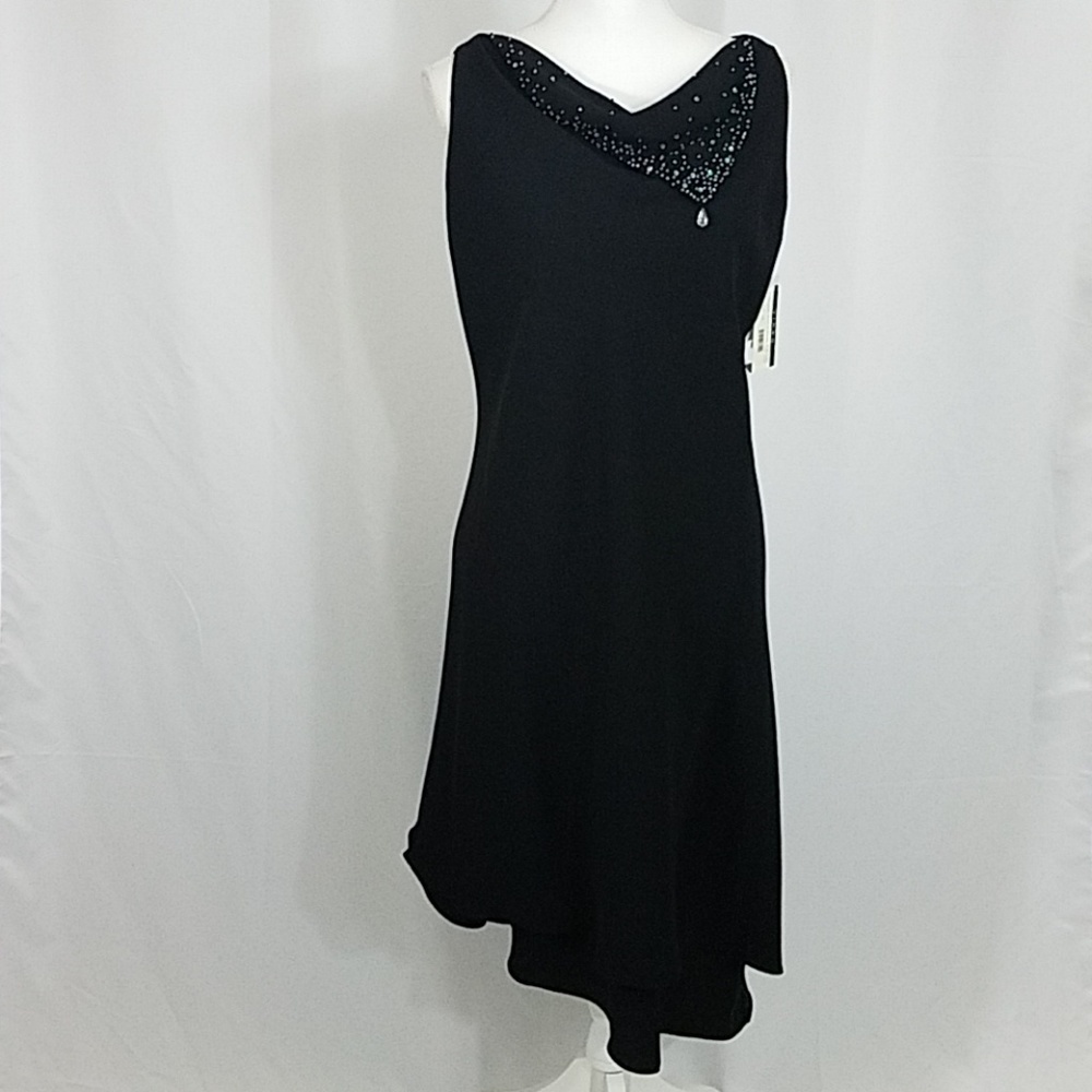 Virgo Black Hankerchief Neckline with angled skirt NWT Dress 12